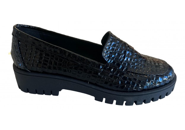 Γυναικείο δερμάτινο loafer σε μαύρο κρόκο λουστρίνι Zizel 814 