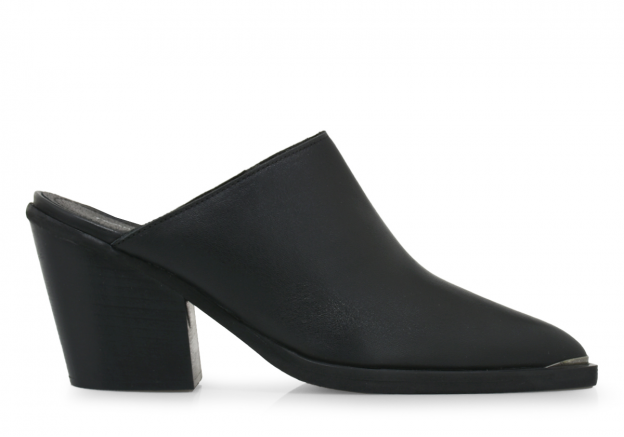 Γυναικεία mules Tsakiris Mallas δερμάτινα σε μαύρο χρώμα 100-795