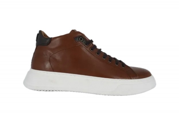 Ανδρικό μποτάκι-sneaker Antonio δερμάτινο σε ταμπά χρώμα 1400 Ανδρικό μποτάκι-sneaker Antonio δερμάτινο σε ταμπά χρώμα 1400