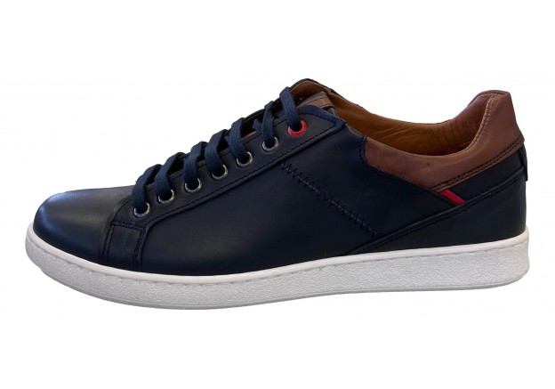 Ανδρικά sneakers δερμάτινα σε μπλέ χρώμα  Ανδρικά sneakers δερμάτινα σε μπλέ χρώμα